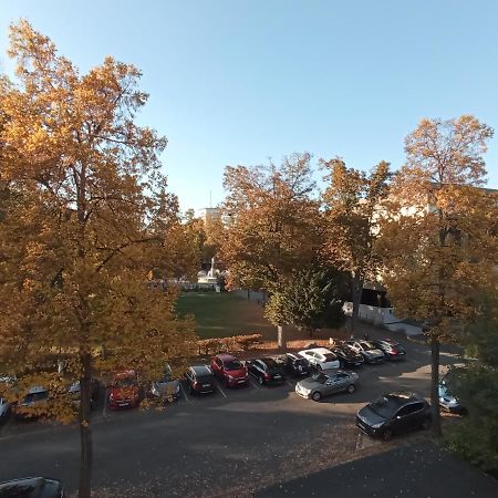 Rare A Colmar - Appartement Champ De Mars Vue Sur Parc - 70M2 - 2 Chambres Dış mekan fotoğraf